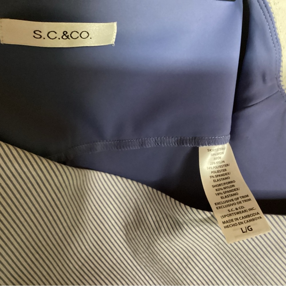 Women’s Light Blue Pinstripe Golf Skort | Tummy Control - Picture 3 of 4